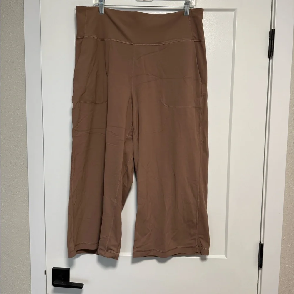 Lululemon Align Wide Leg Super-High-Rise Crop *23" Cacao Size 18 - Picture 3 of 6